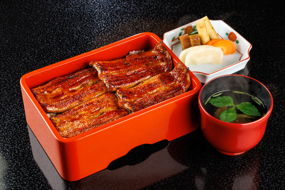 「特選」銘柄鰻うな重（肝吸付）