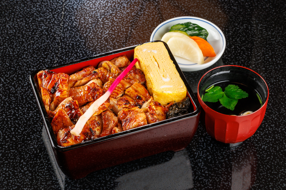 水郷若鶏 鳥重（吸物付）